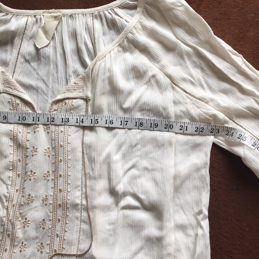 Embroidered Boho Top - Picture 4 of 5